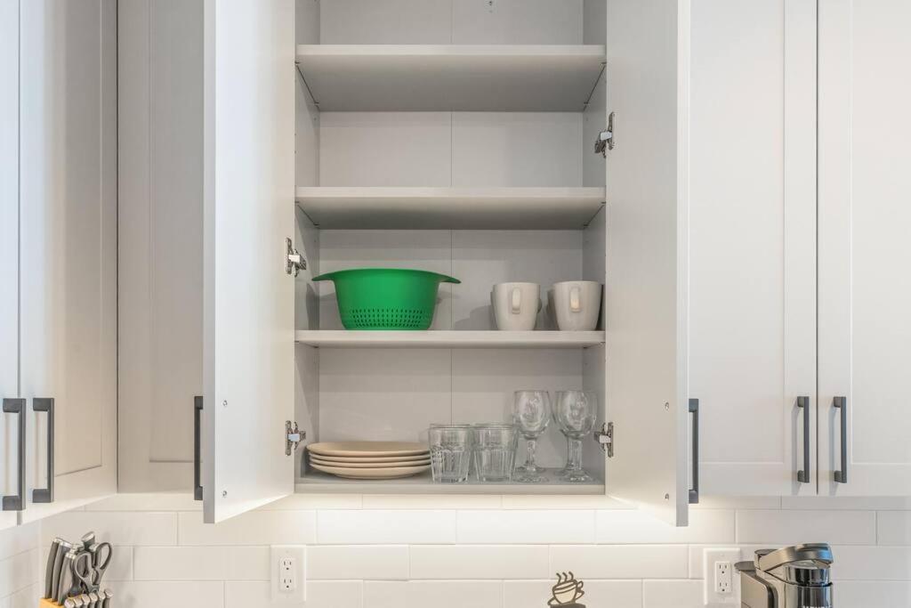 Apartment Prime Nolibs, Sleep 4ppl, Fast Wifi, King Bed, Rooftop Access, Two Smart Tvs Philadelphia