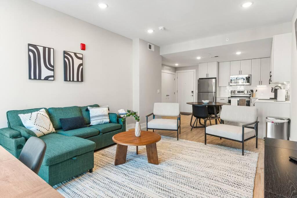 Apartment Prime Nolibs, Sleep 4ppl, Fast Wifi, King Bed, Rooftop Access, Two Smart Tvs Philadelphia